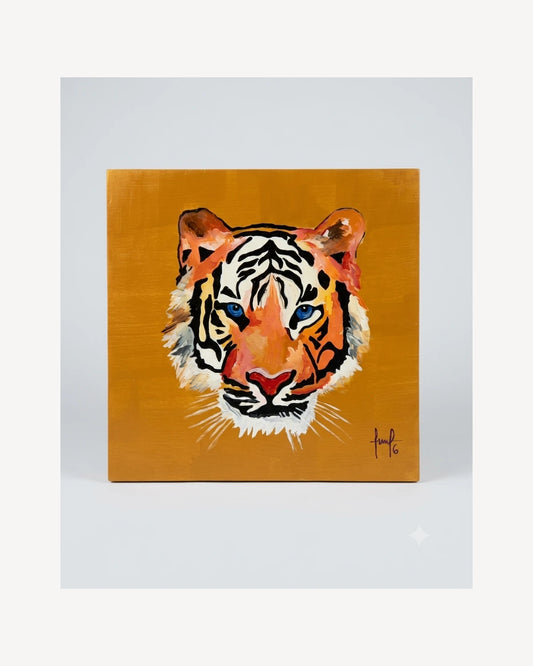 Cuadro tigre fondo mostaza